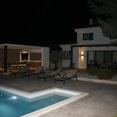 Villa Caprice - Krk *