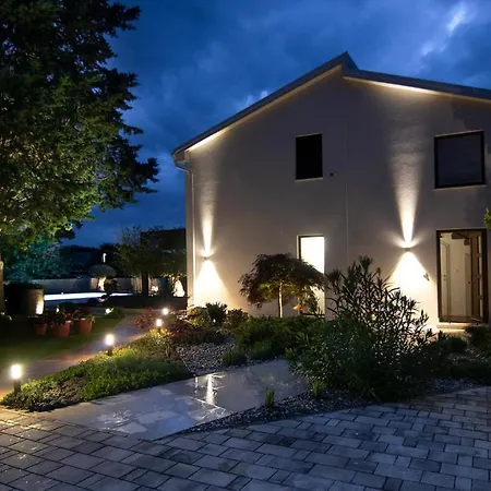 Caprice - Krk * Milohnici