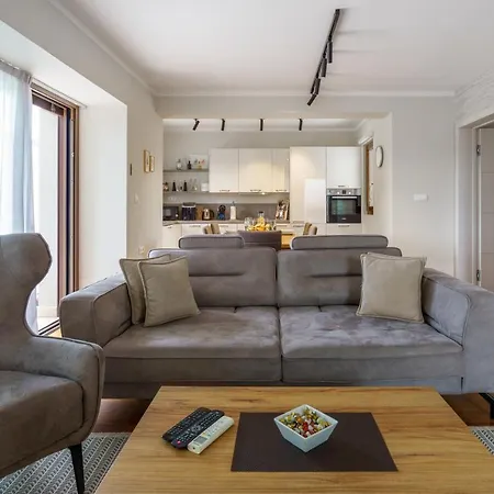 Caprice - Krk * Milohnici